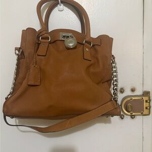 MICHAEL Michael Kors Brown Leather Shoulder Bag
